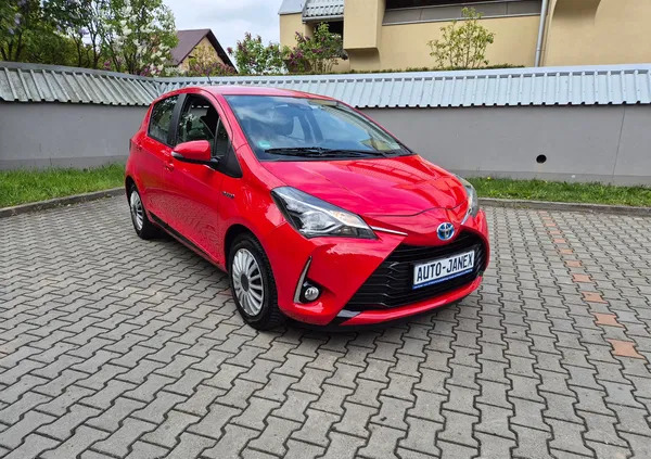 toyota yaris małopolskie Toyota Yaris cena 51900 przebieg: 143000, rok produkcji 2018 z Zwierzyniec